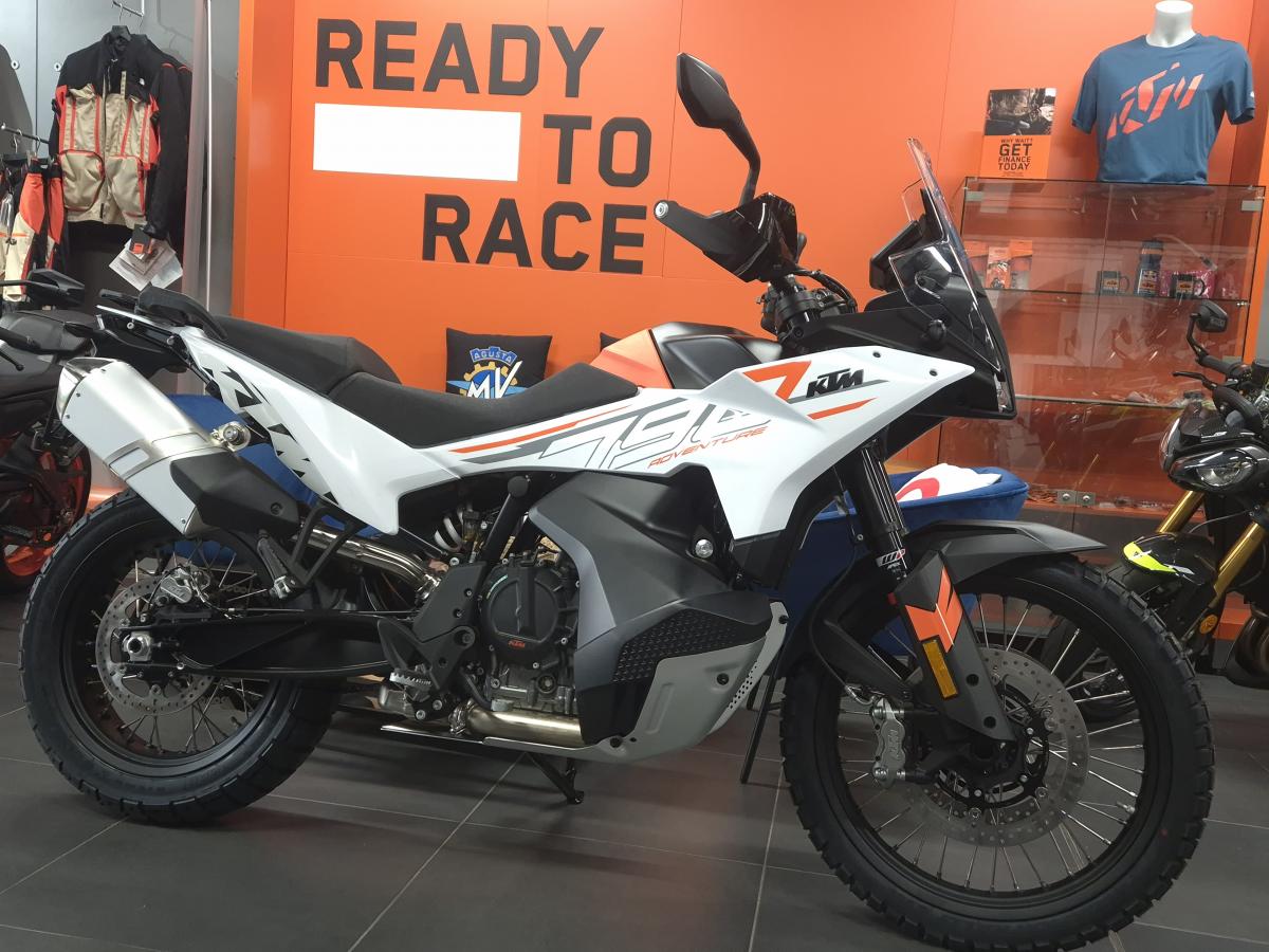 0000 KTM 790 ADVENTURE