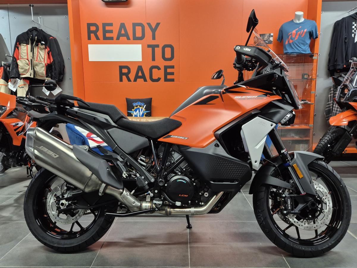 0000 KTM 1390 Super Adventure S AMT