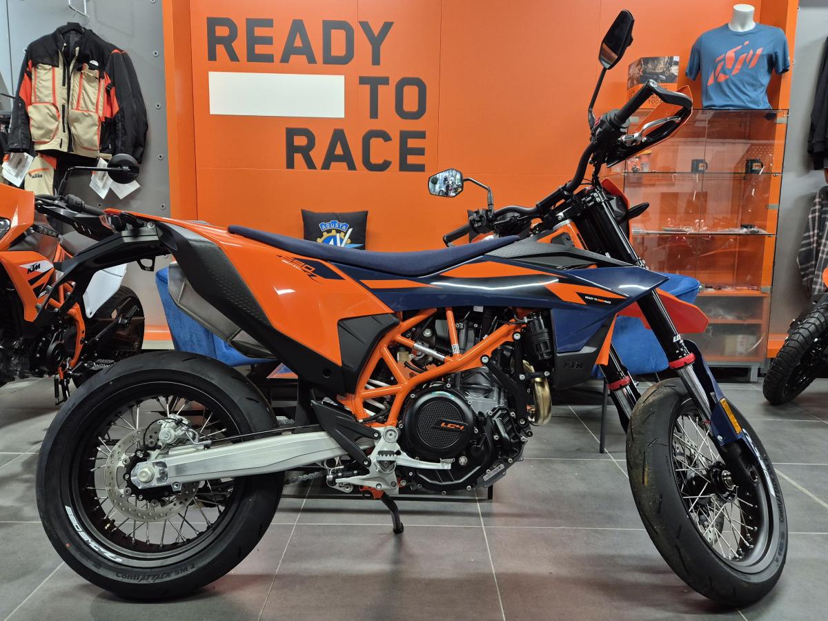 0000 KTM KTM 690 SMC R