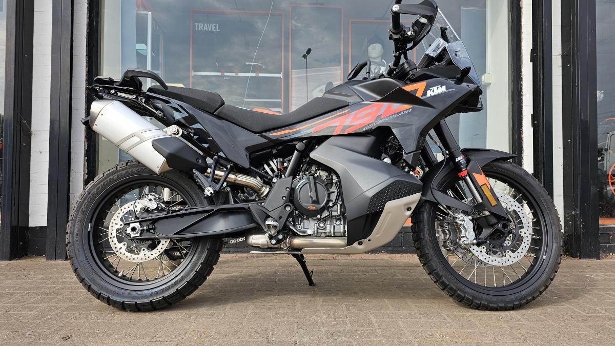 0000 KTM 790 ADVENTURE
