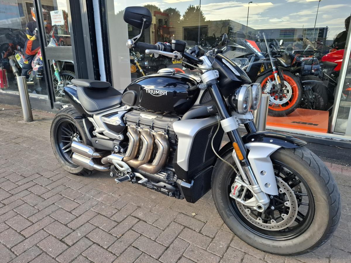 2020 Triumph TRIUMPH ROCKET 3 R 2020 Triumph TRIUMPH ROCKET 3 R