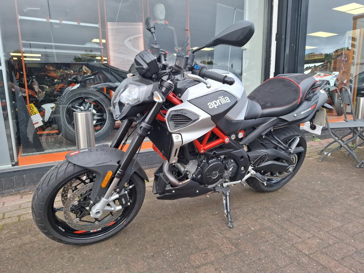 2021 APRILIA SHIVER 900