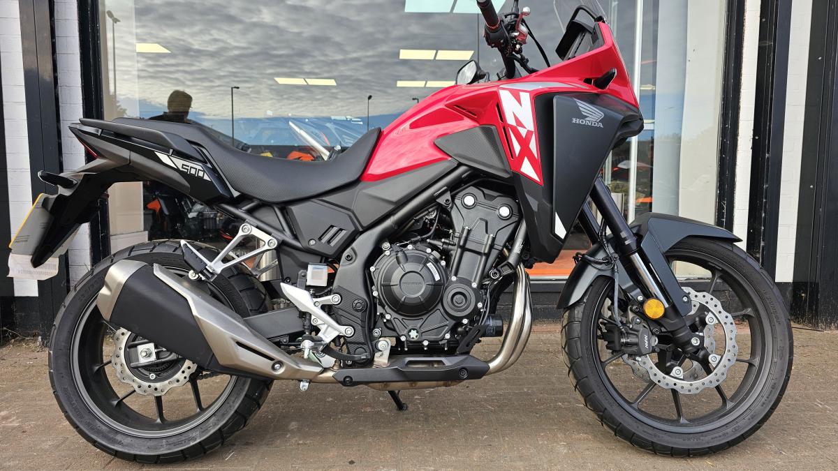 2025 Honda CB 500 XA-R 2025 Honda CB 500 XA-R