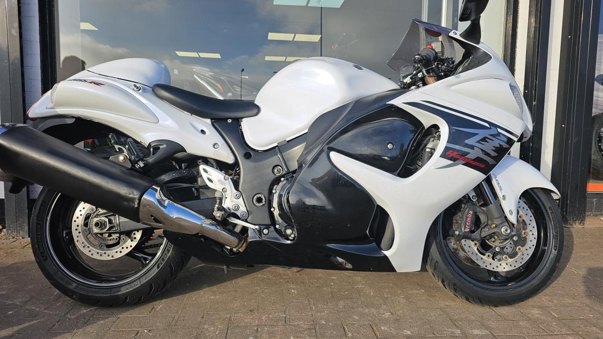 2018 Suzuki GSX 1300 RA L7 2018 Suzuki GSX 1300 RA L7