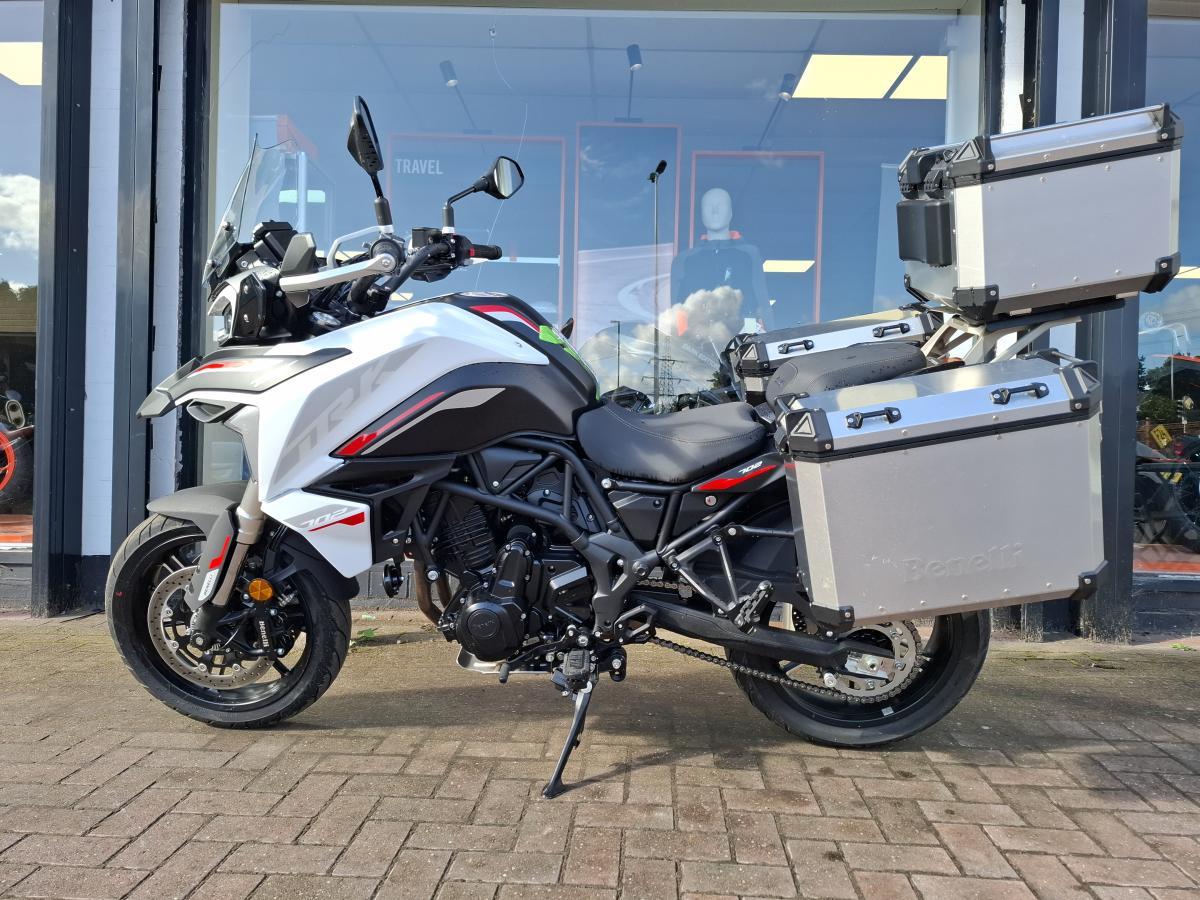 2024 BENELLI TRK 702 E5