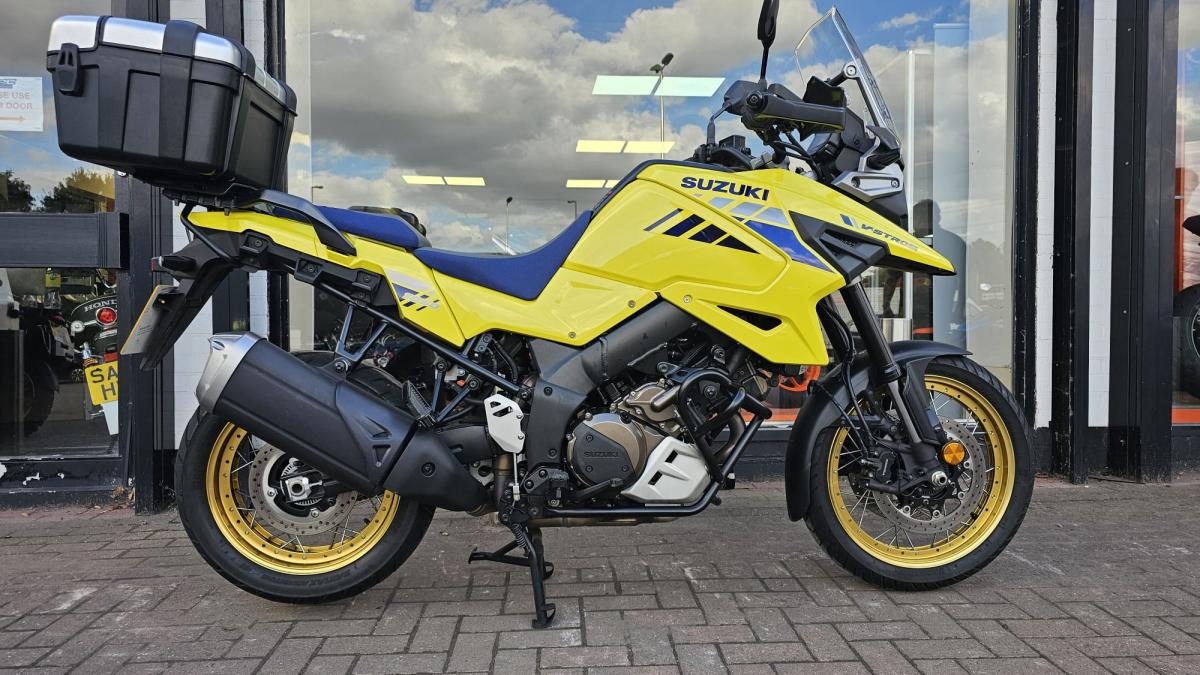 2021 Suzuki DL 1050 RC M0