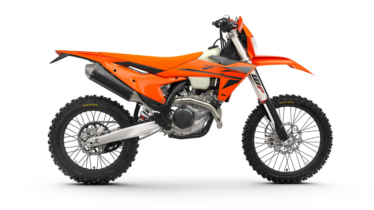 450 EXC-F – 2025