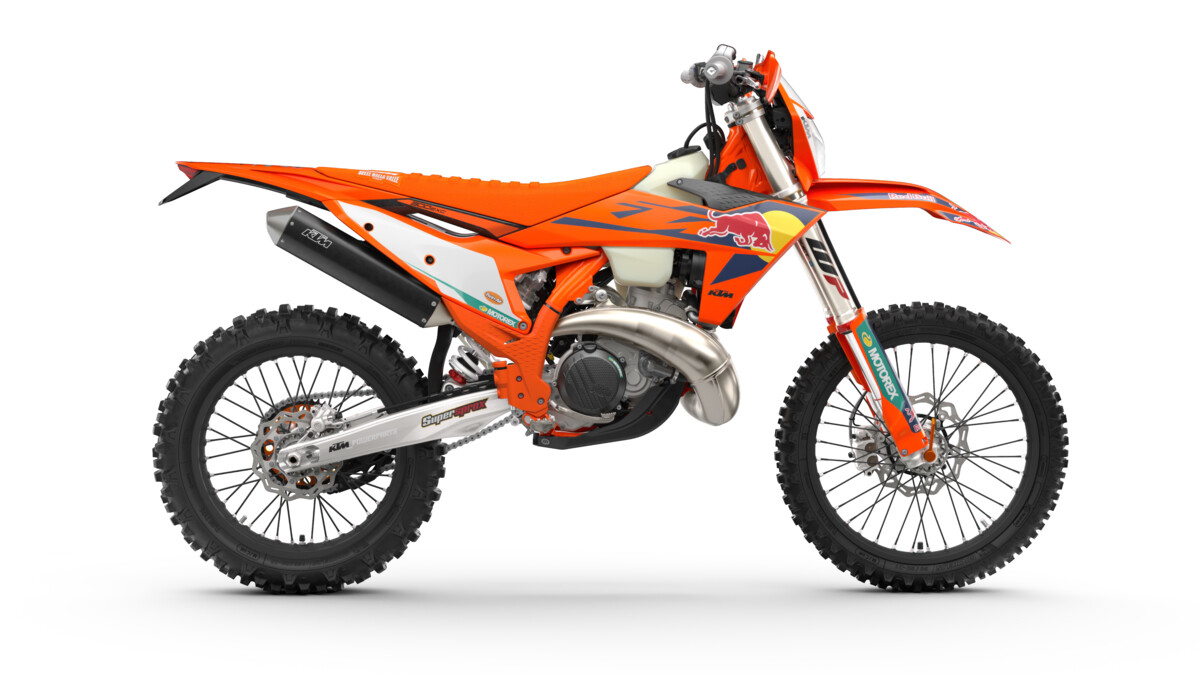 300 EXC CHAMPION EDITION – 2025