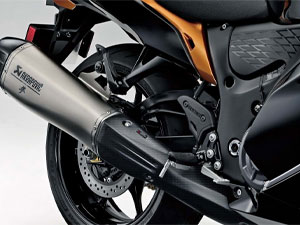 AKRAPOVIC SLIP-ON SILENCERS NOW AVAILABLE FOR NEW HAYABUSA