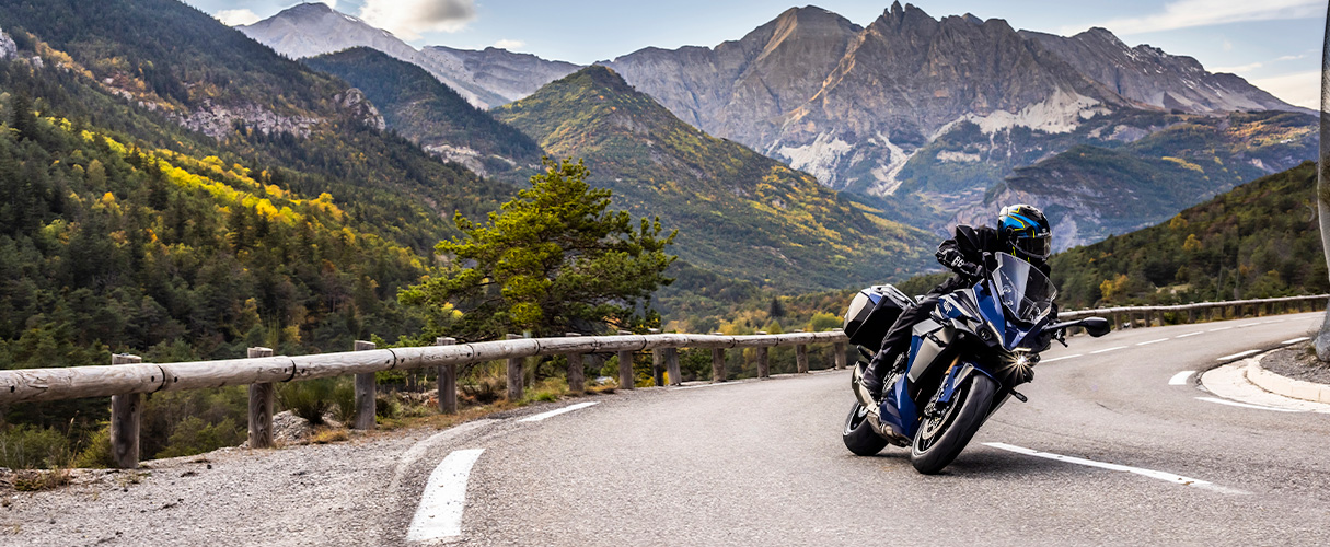 Davant Bikes Suzuki Suzuki Dealer in Torquay, Devon.