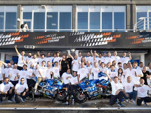 THE FINAL FLAG – SUZUKI WAVE GOODBYE TO MOTOGP