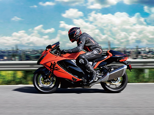 GET THE RIGHT WINTER BLUES WITH 2.9% OFFER FROM SUZUKI