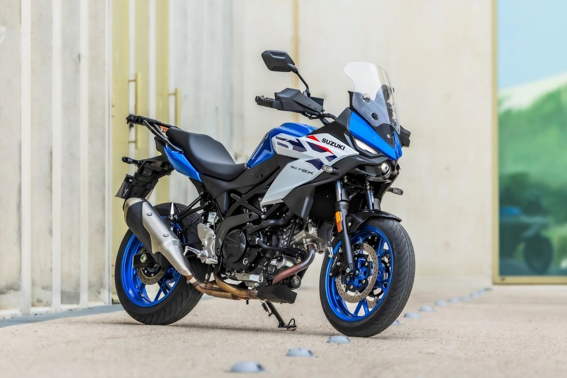 GSX-R1000R and SV-7GX set for Copdock show