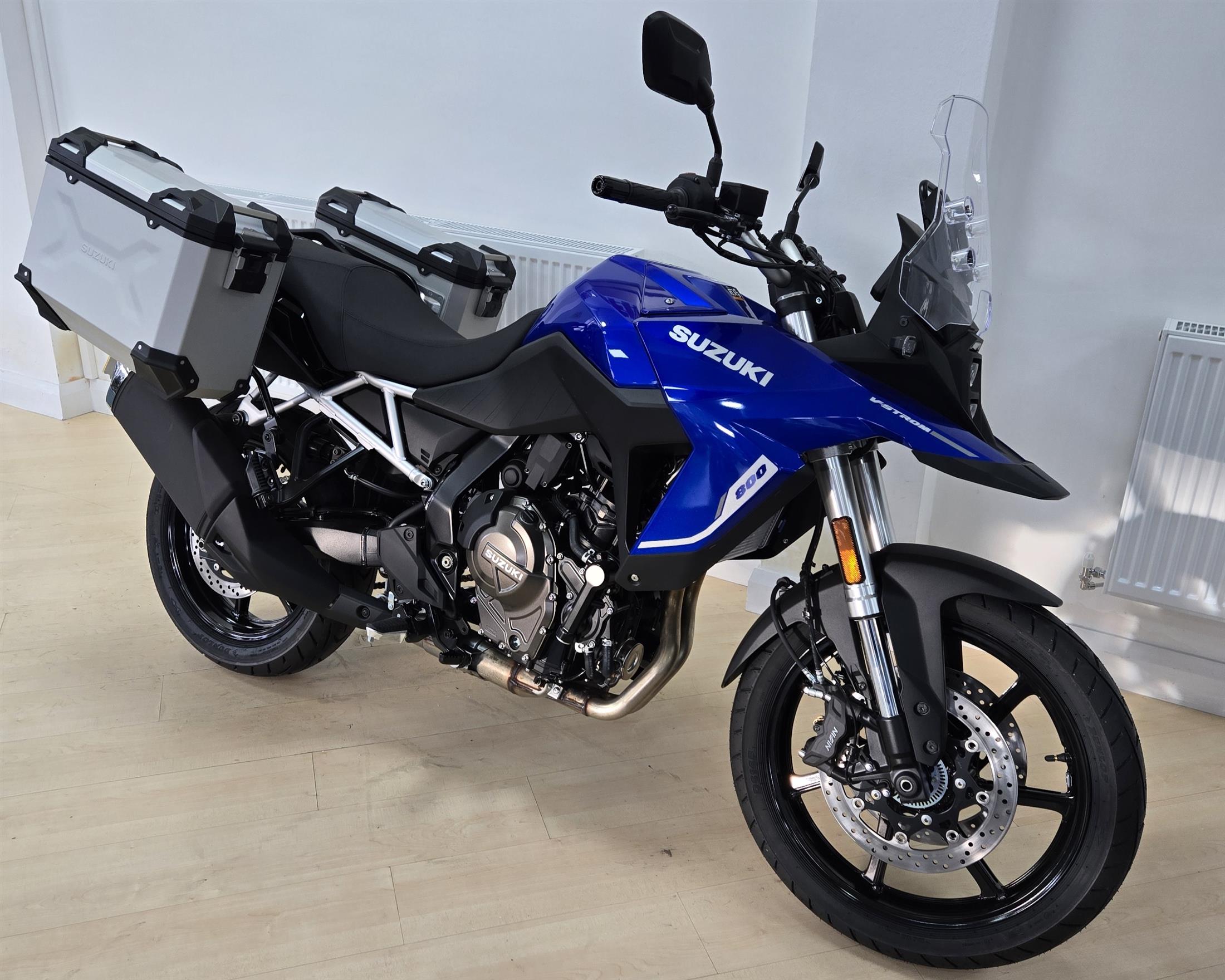 Suzuki DL800 RE