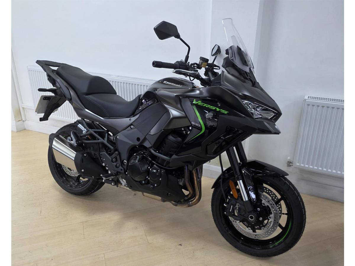 Main image of Kawasaki Versys 1100