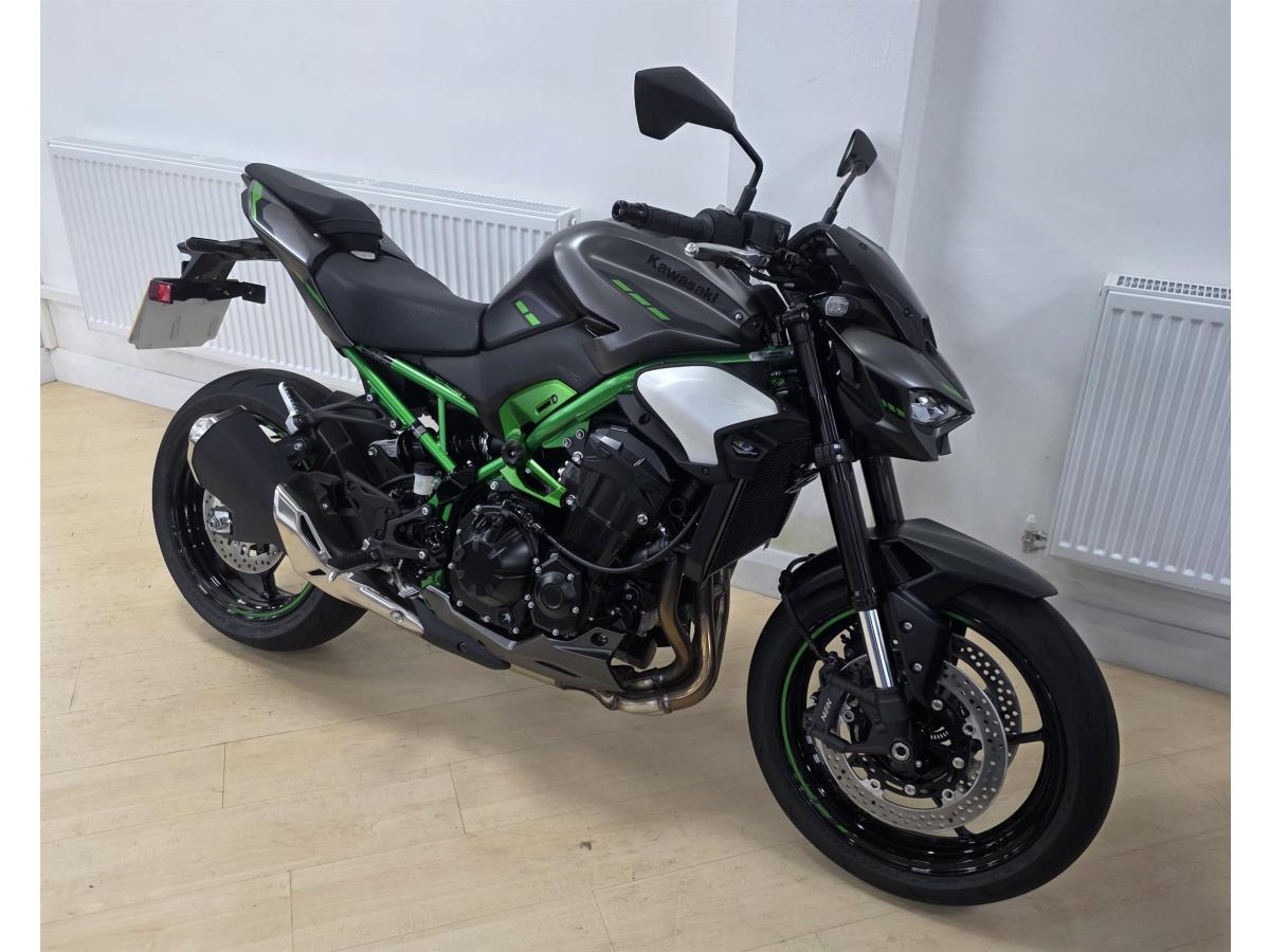Main image of Kawasaki Z900