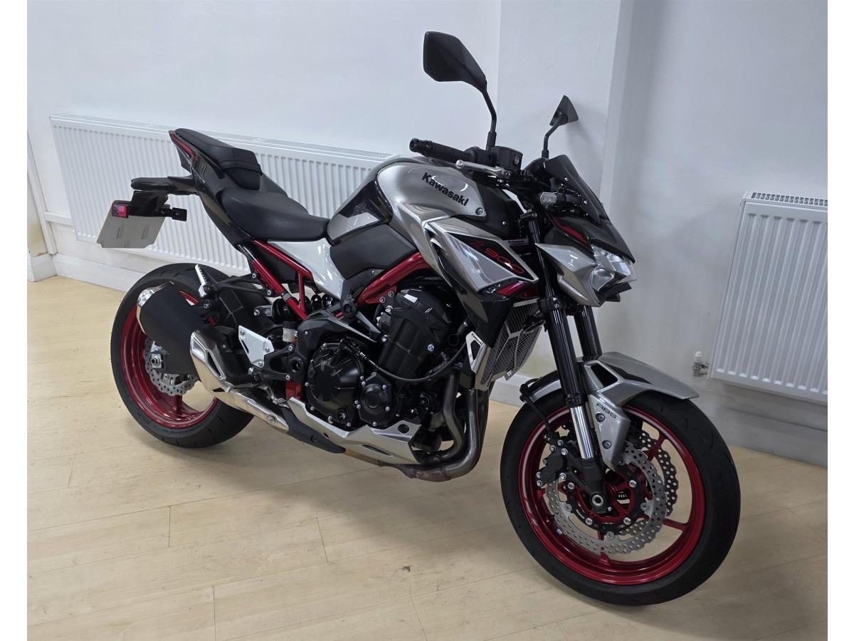 Main image of Kawasaki Z900