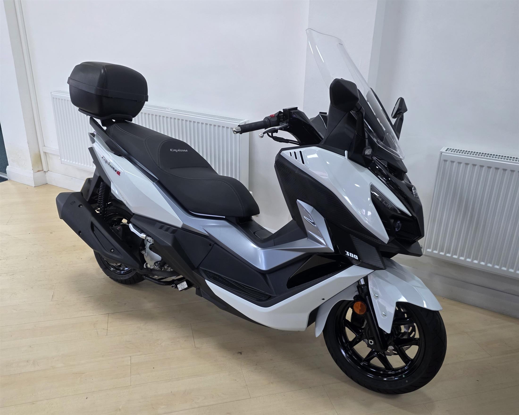 SYM Cruisym 300