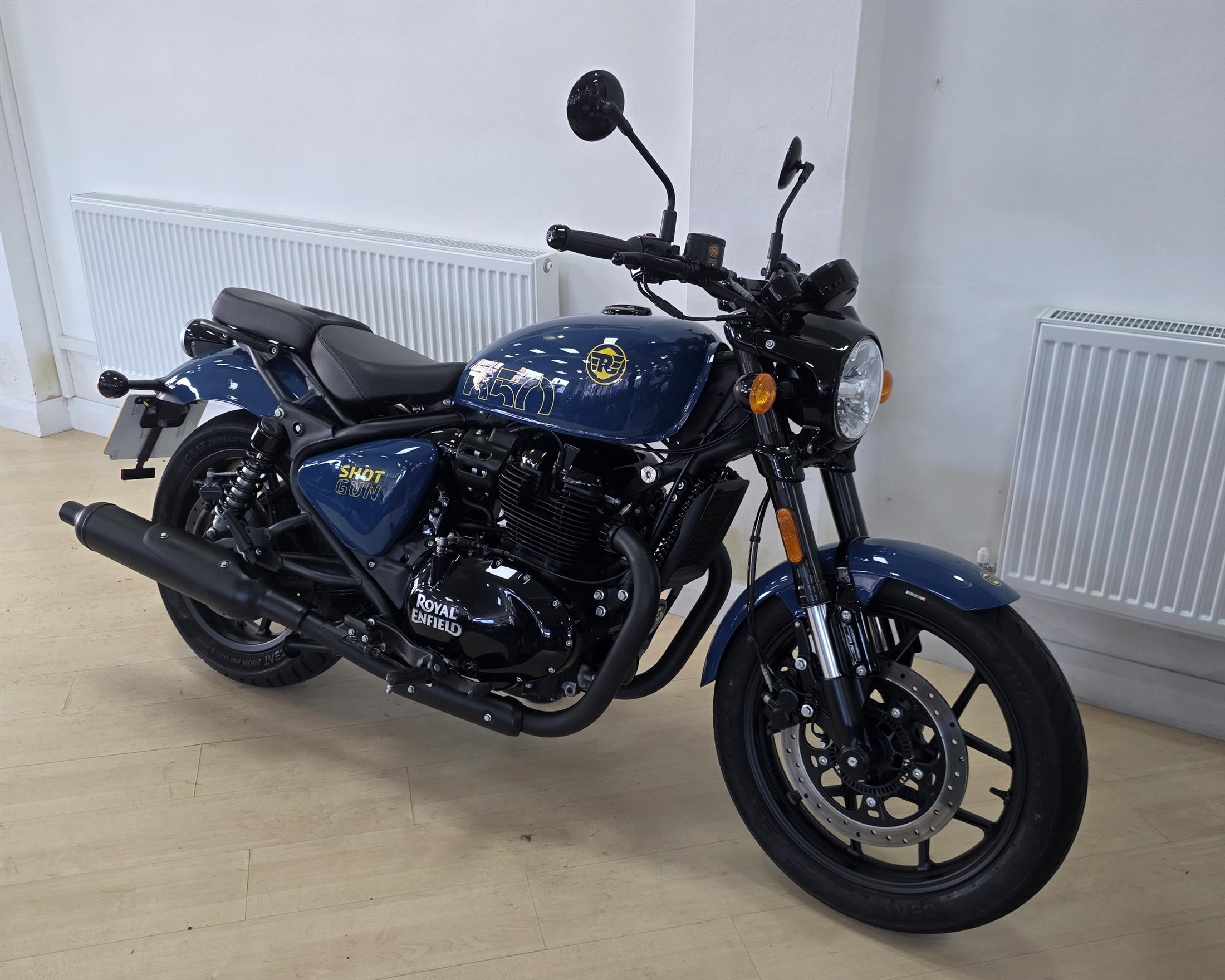 Royal Enfield Shotgun 650