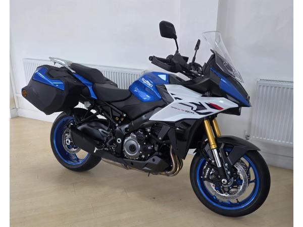 Suzuki GSX-S1000GX + Plus