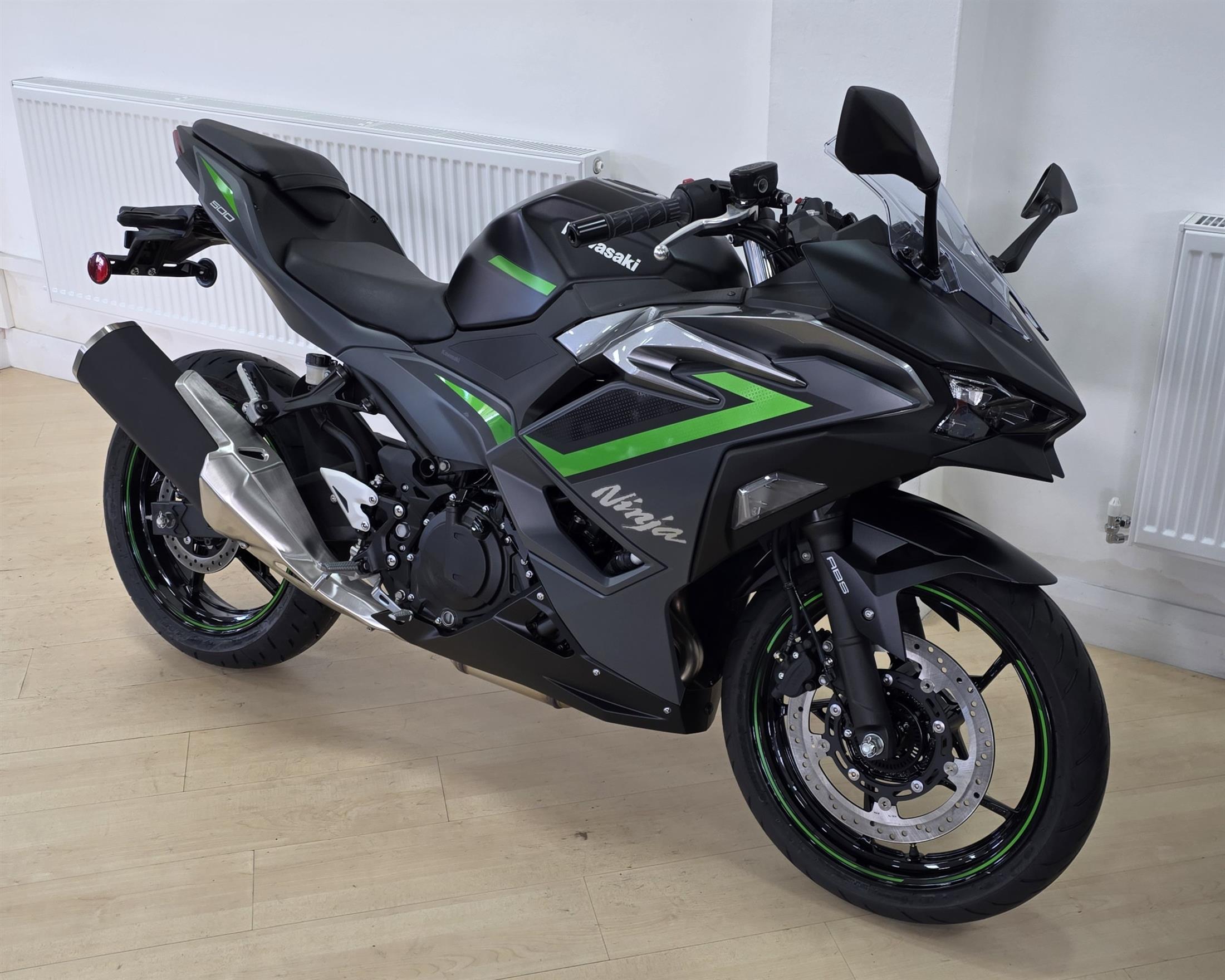 Kawasaki Ninja 500 SE