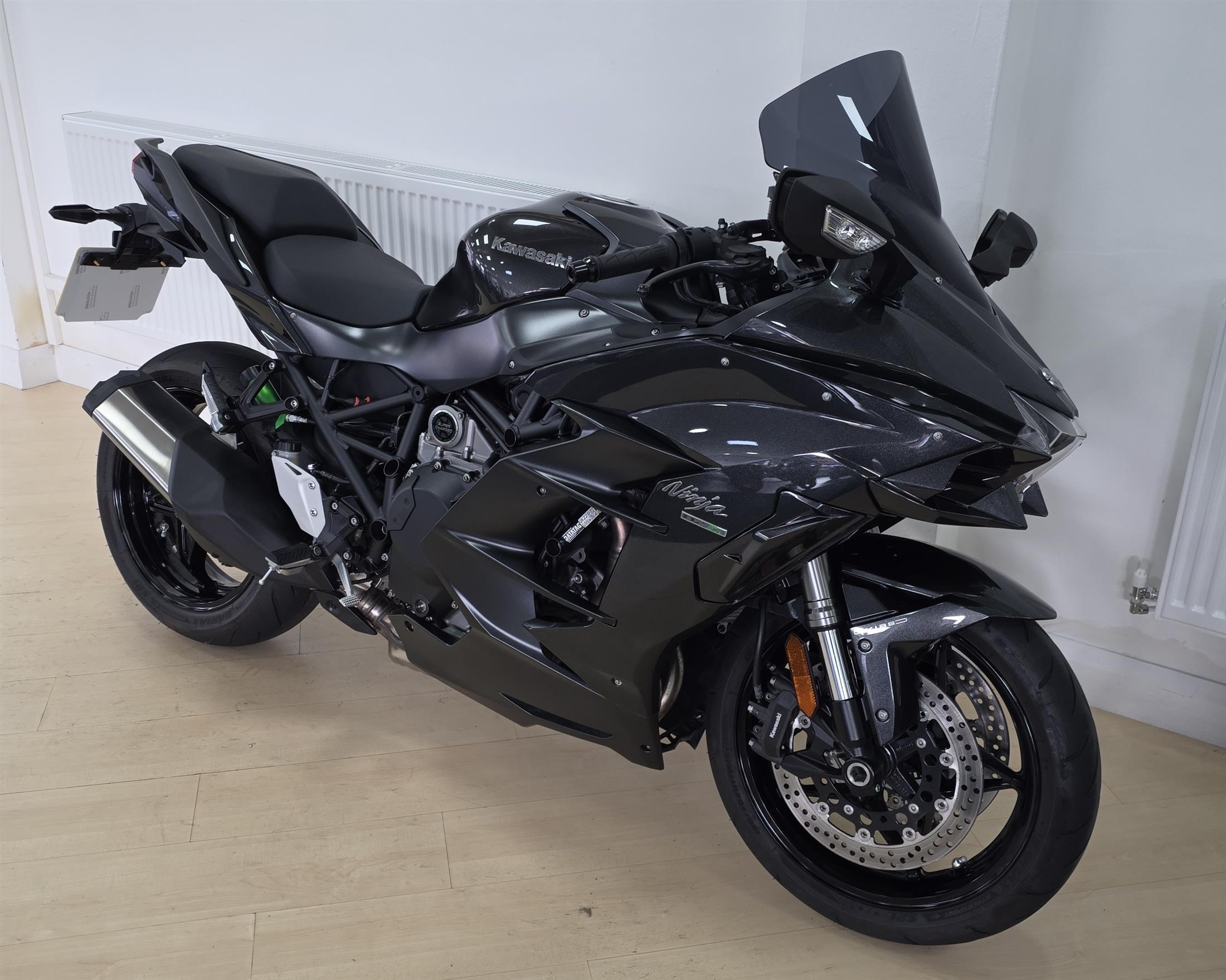 Kawasaki Ninja H2 SX