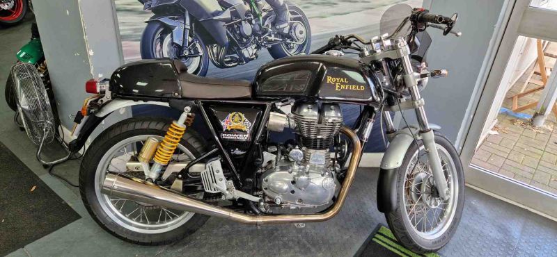 2015 Royal Enfield CONTINENTAL GT BLACK