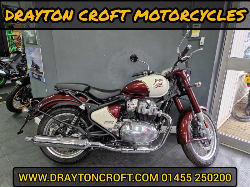 New Royal Enfield CLASSIC 650 TWIN VALLAM RED