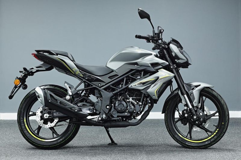 New Benelli BN 125 E5 BLACK