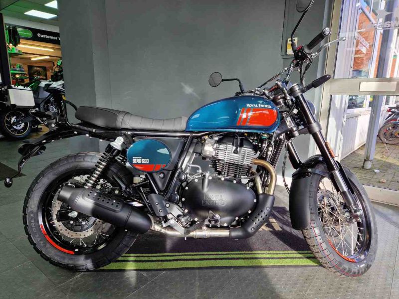 New Royal Enfield INTERCEPTOR BEAR 650 PETROL GREEN