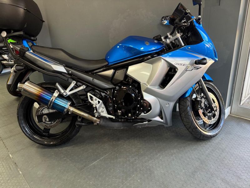 2011 Suzuki GSX650F-L0 BLUE