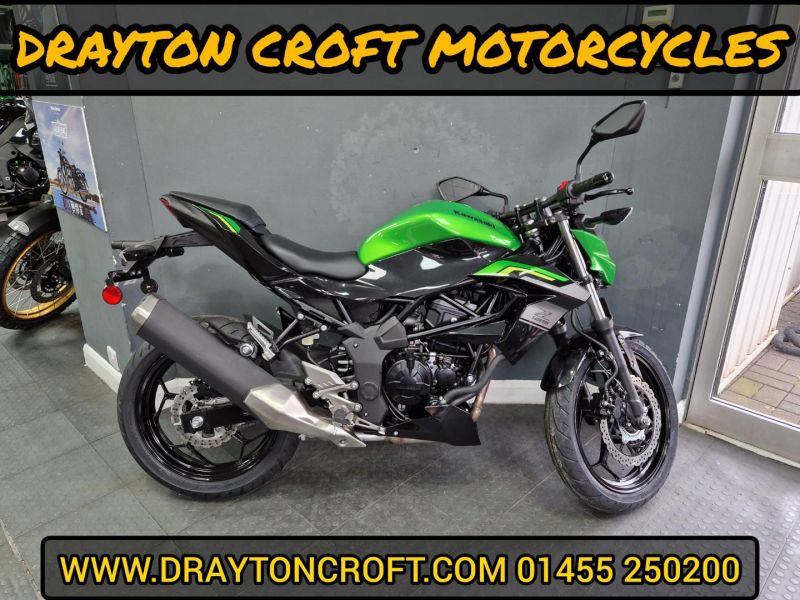 New Kawasaki Z125 CANDY GREEN