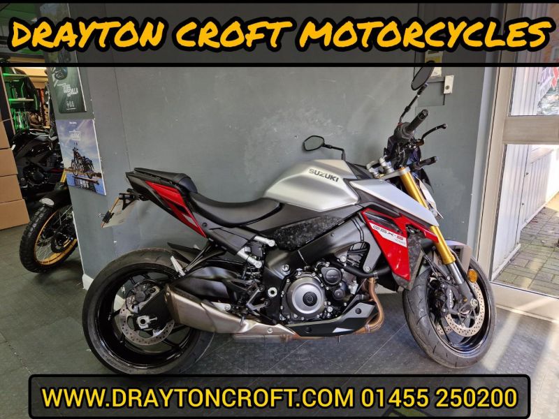 2024 Suzuki GSXS 1000 SILVER