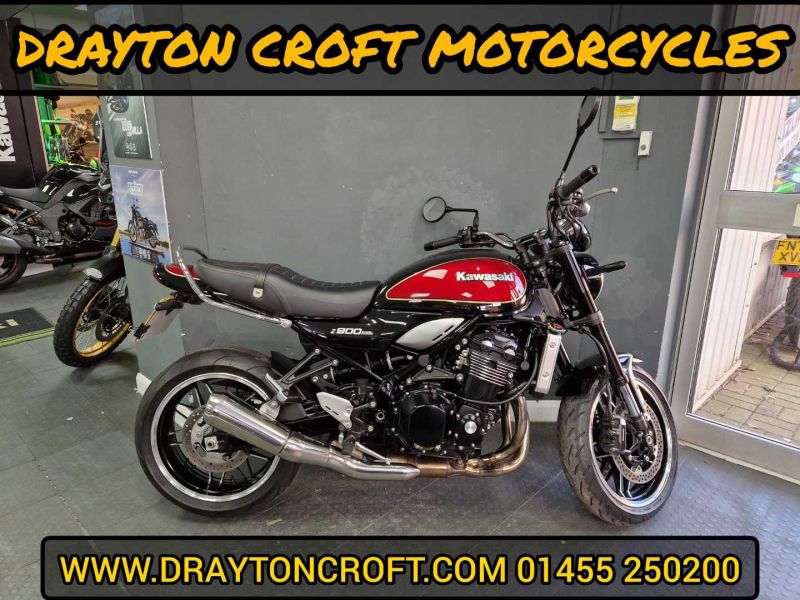 2024 Kawasaki Z900RS RED