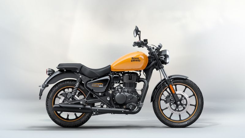 New Royal Enfield METEOR 350 FIREBALL BLACK