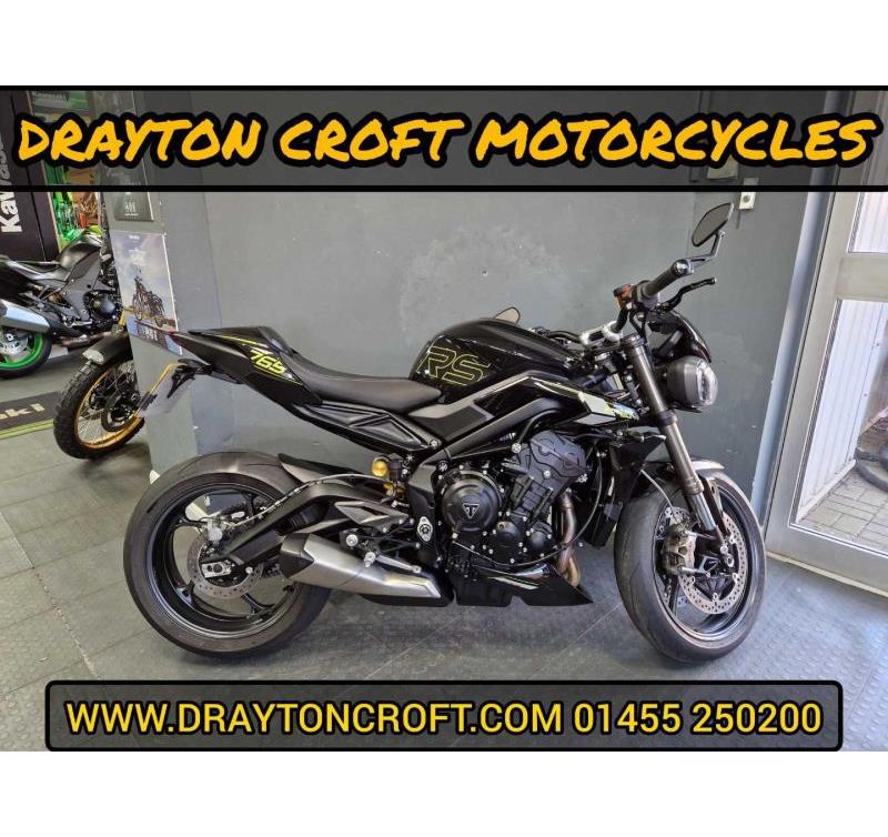 2024 Triumph Street Triple RS BLACK