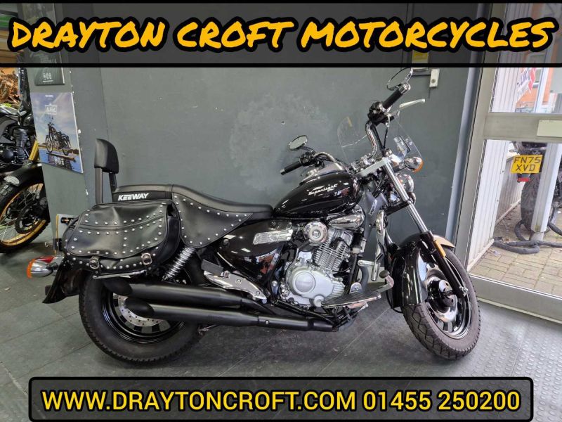 2022 Keeway Superlight 125 E5 Black