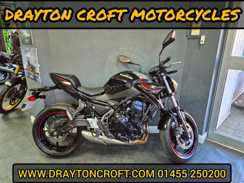 2025 Kawasaki Z650 Grey