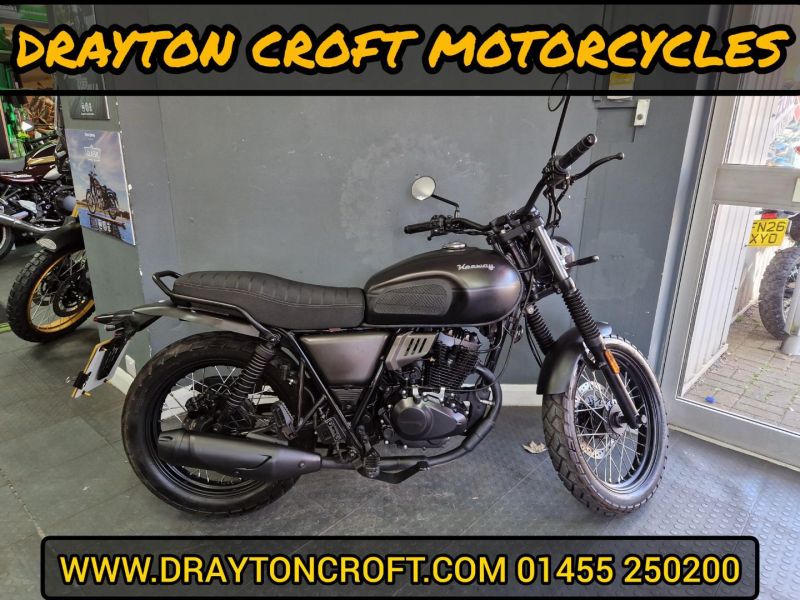 2024 Keeway X-Light 125 E5 BLACK