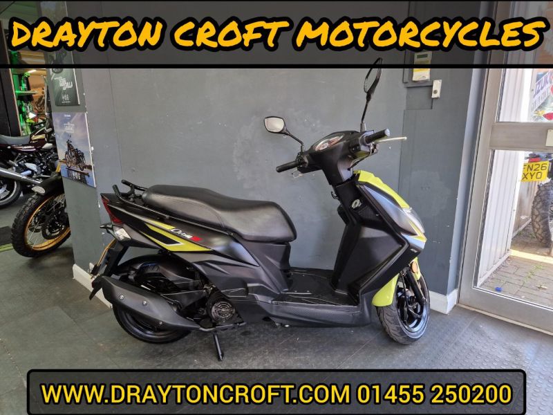 2023 Sym Orbit III 125 E5 Black/yellow