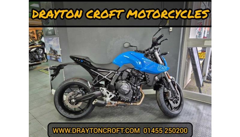New Suzuki GSX-8S COSMIC BLUE