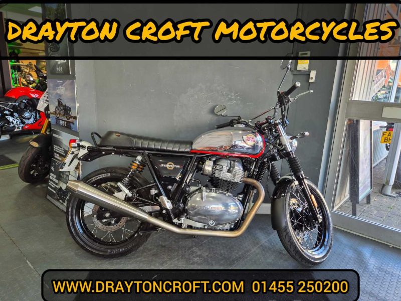 2024 Royal Enfield Interceptor INT 650 E5 Silver/red