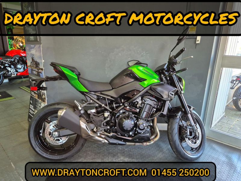 New Kawasaki Z900 GN