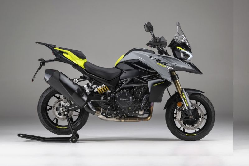 New Benelli TRK 902 STRADALE PASTEL GREY