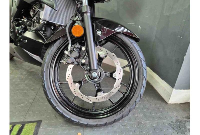 New Suzuki GSX-S125 BLACK