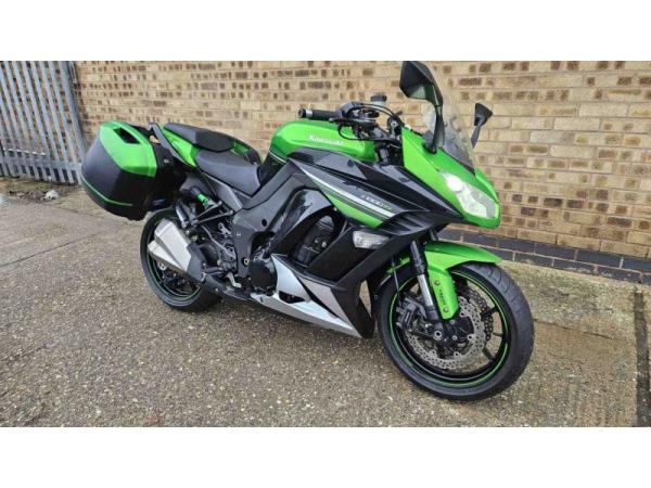 2016 Kawasaki ZX1000MGF Z1000SX LIME GREEN - Corby Kawasaki Centre