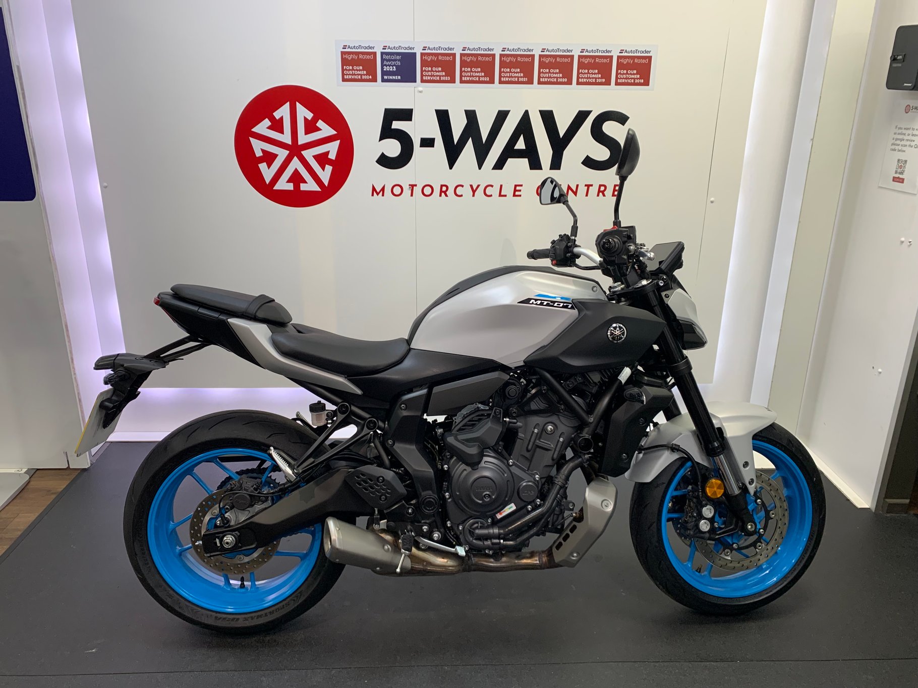 2025 YAMAHA MT-07 Y-AMT