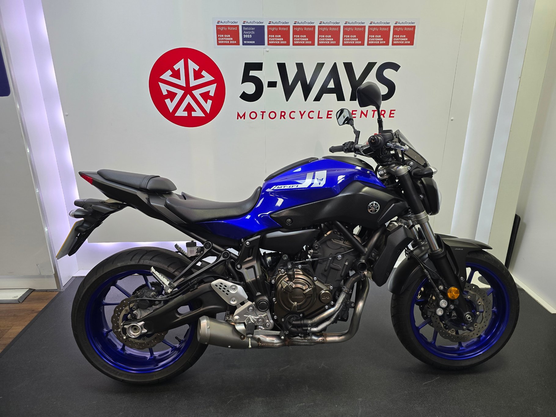 2017 YAMAHA MT-07