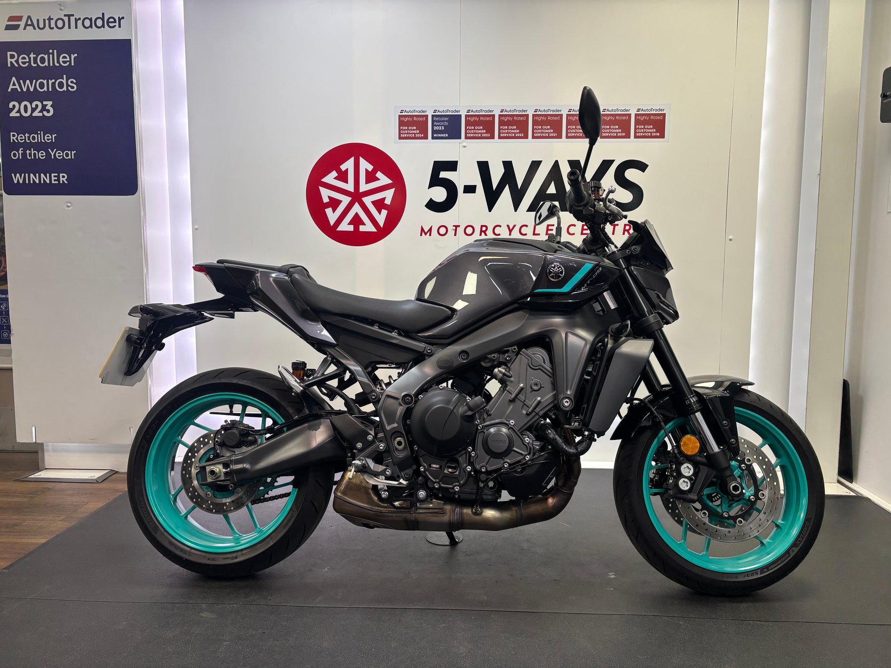 2024 YAMAHA MT-09