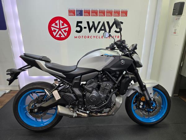2026 YAMAHA MT-07 Y-AMT